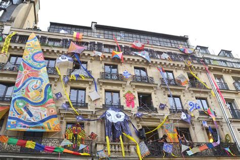 LES ARTISTES à Paris