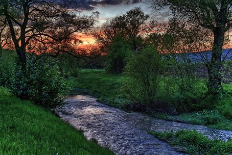 LOCUS AMOENUS à Lirac