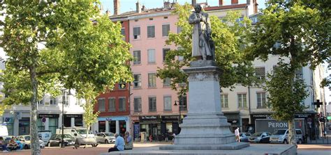 La Croix-Roussienne à Lyon