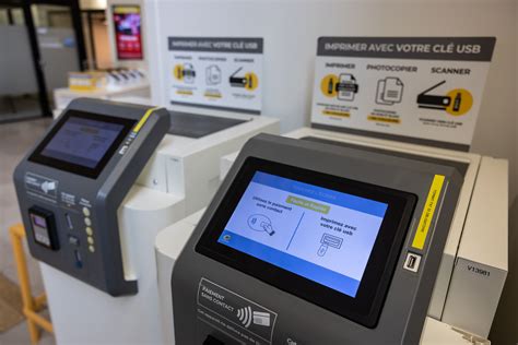 La Poste à Bernay