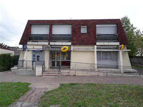La Poste à Courtry