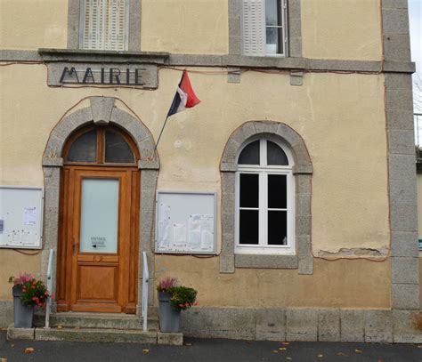 La Poste à Flayat
