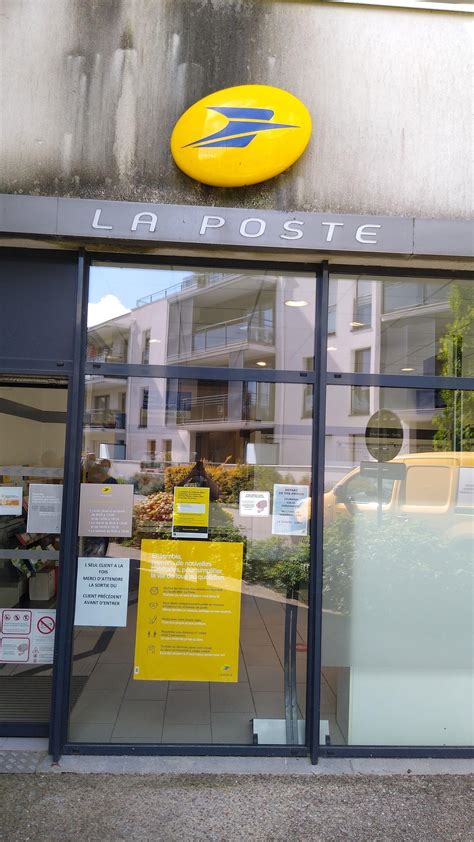 La Poste à Plescop