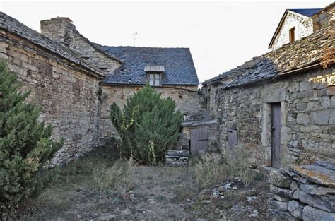 La ferme de Rouges Parets à La Canourgue