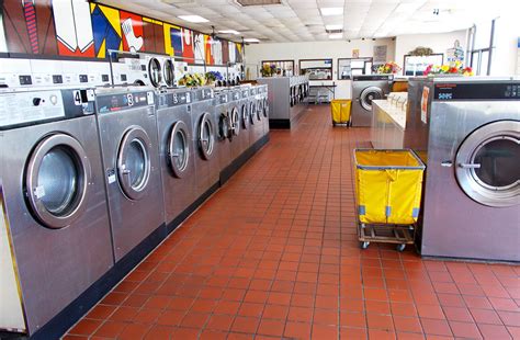 Launderers & Dry Cleaners