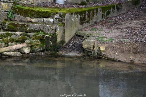Lavoir de Courcelles à Courcelles