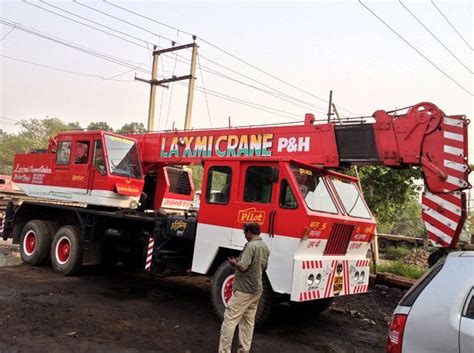 Laxmi Crane Service