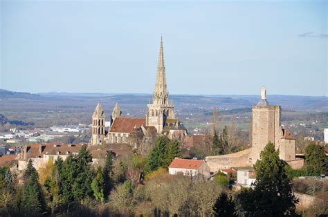 Le Cathedral à Autun
