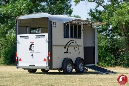 Le Cheval Mobile à Boron