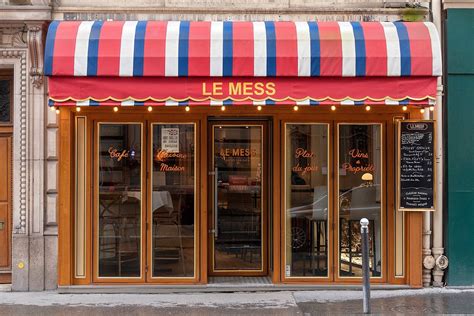 Le Mess à Paris