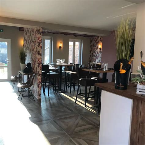 Le Rossignol Restaurant à Saint-Python