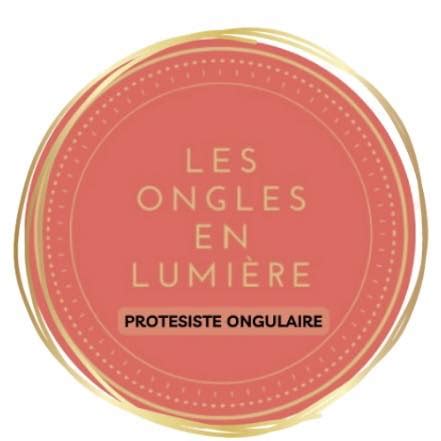 Les ongles en lumière à Frontenay-Rohan-Rohan