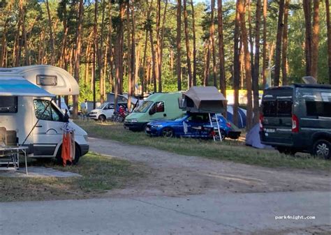 Letex Caravan Camping Bootshop