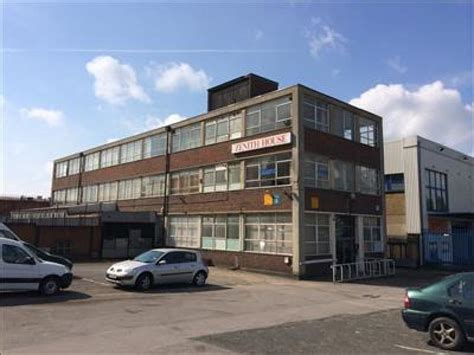 Leyton Hubcaps