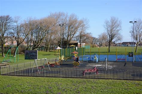 Light Oaks Park Children's Play Area