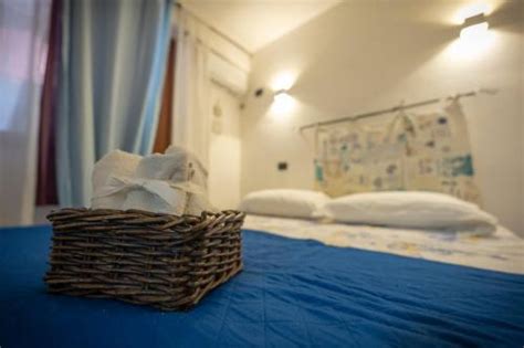 Lighthouse Taranto Taranto