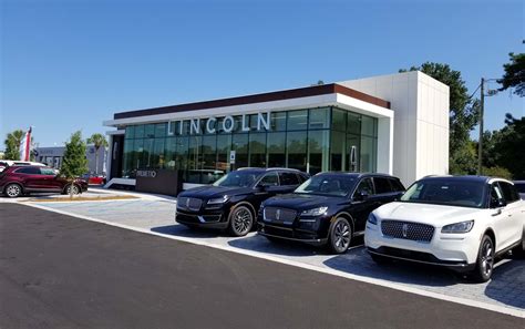 Lincoln dealer