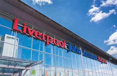 Liverpool Airport Transfers-UK