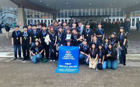 Local volunteers help make Umatilla robotics event possible - East Oregonian