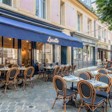 Lucette à Versailles