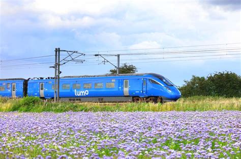 Lumo Submits Application for New Cardiff to York Service