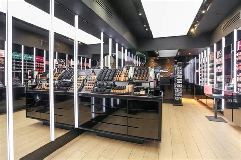 MAC Cosmetics à Lyon