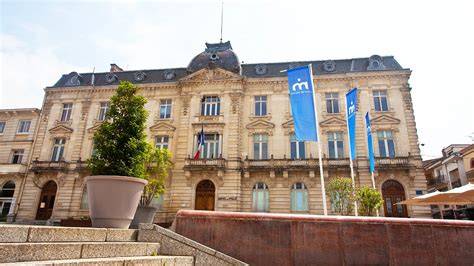 MAIRIE à Marsan