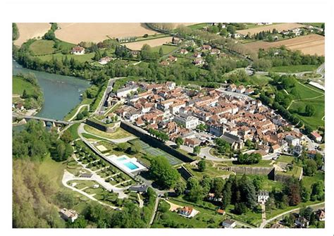 MARTINE BAUCOU à Navarrenx