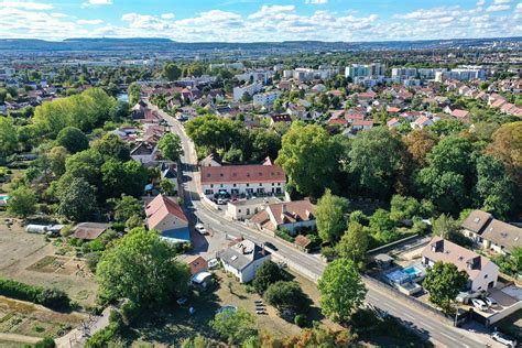 MEGABROCHE à Longvic