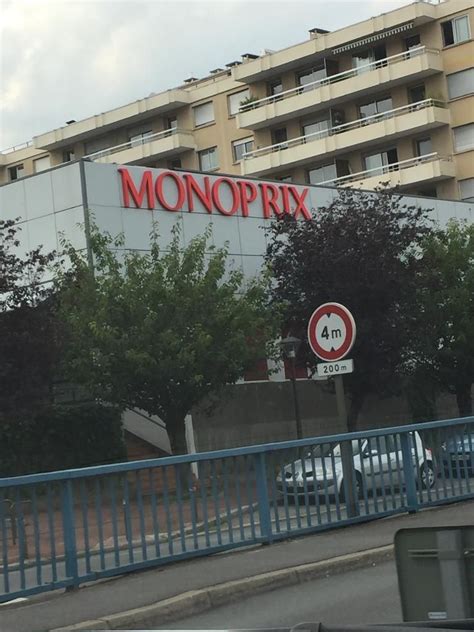 MONOPRIX à Le Pecq