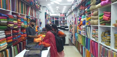 Mahalaxmi Cloth Store