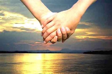 Main dans la Main à Sebourg