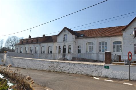 Mairie à Embry