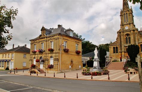 Mairie à Flize