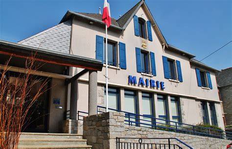 Mairie à Matignon
