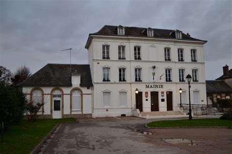 Mairie à Muids
