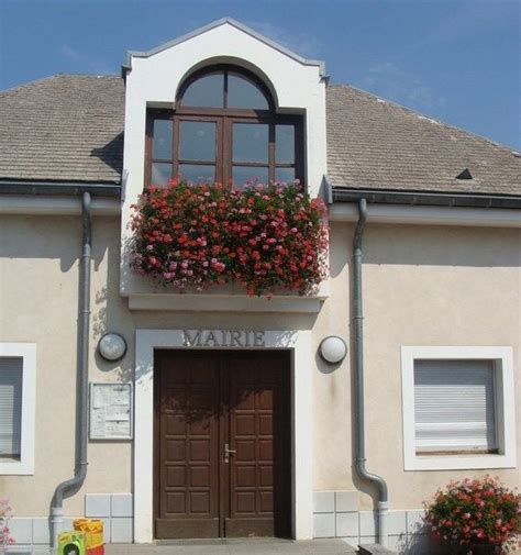 Mairie à Neffes