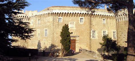 Mairie à Suze-la-Rousse