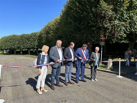 Mairie de Beaune-la-Rolande à Beaune-la-Rolande