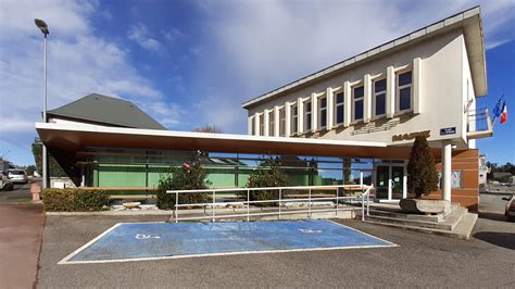 Mairie de Merlines à Merlines