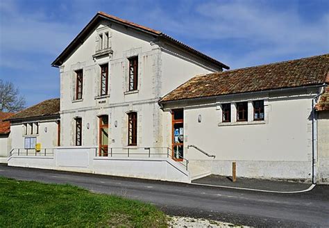 Mairie de Plassac-Rouffiac à Plassac-Rouffiac