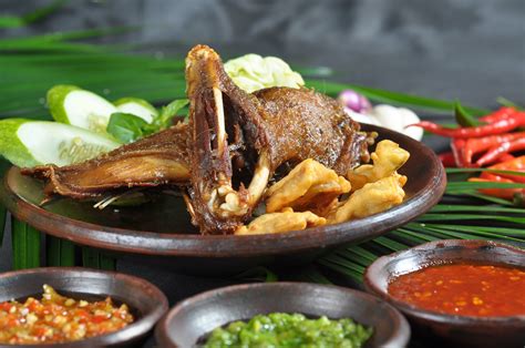Makanan Bebek Indonesia