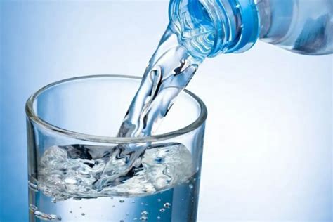 Manfaat Mengonsumsi Air Putih