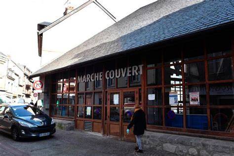 Marche Couvert à Ussel