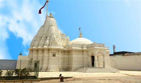 Masjid e Adam (Navi Vasahat Khari-Kavi)