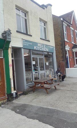 Mel'z Kitchen