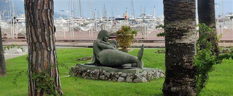 Mermaid Statue à Beaulieu-sur-Mer