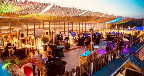 Mini Club à Marseille