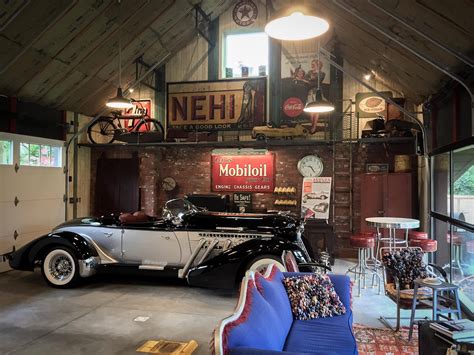 MiniBitz 'the classic car garage'