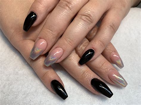 Mobile Sculptured Nails & Extensions